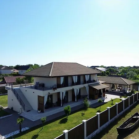 Ubytování v soukromí Casa Boeriu *