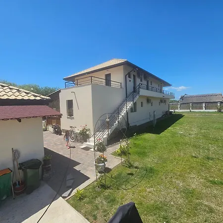 Δωμάτια σε οικογενειακή κατοικία Casa Boeriu